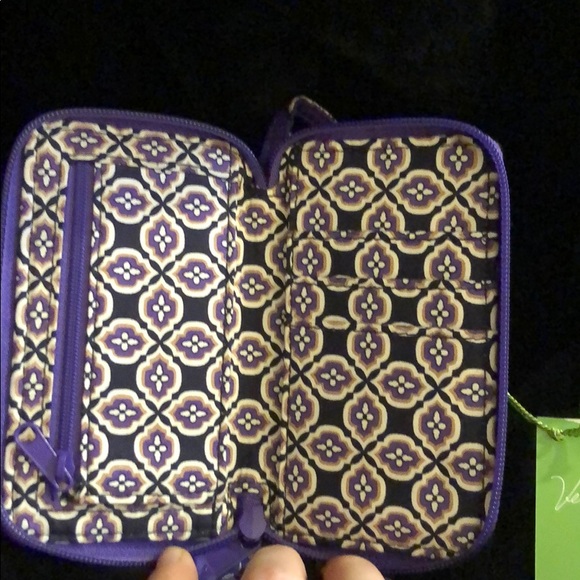 BRAND NEW Vera Bradley Wallet! 🤩 New with tags! - Picture 3 of 4